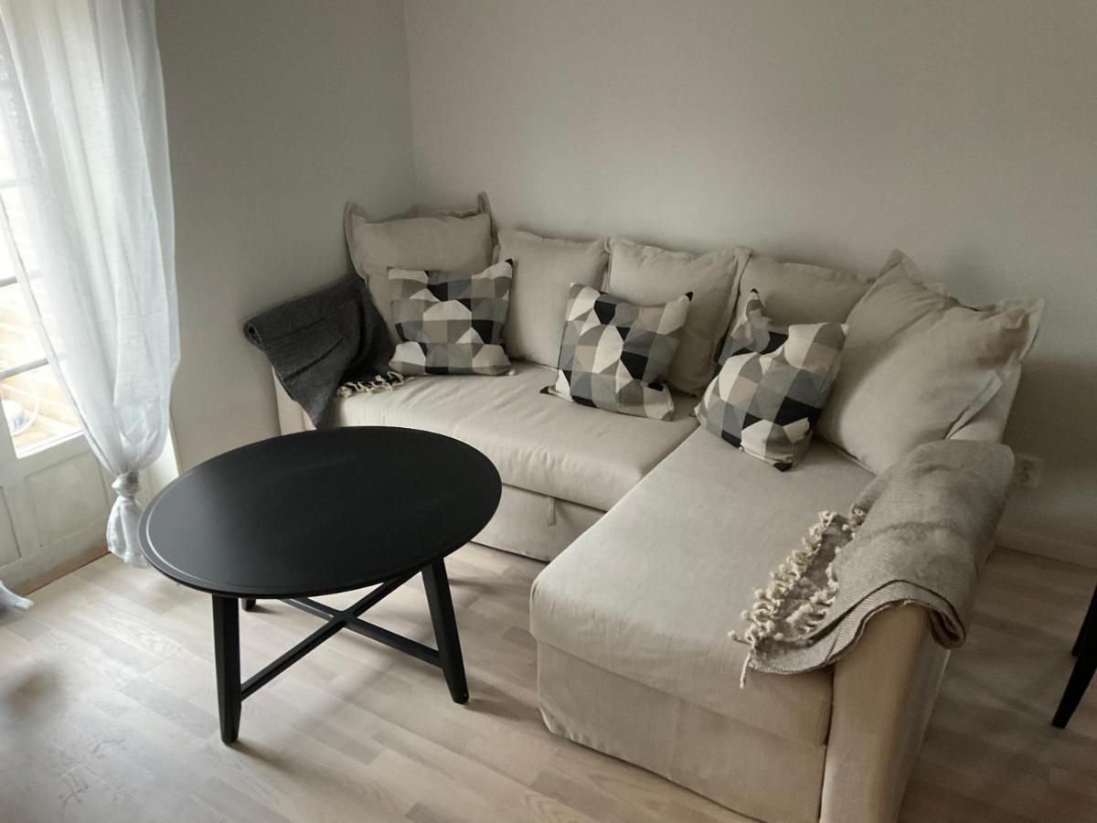 Hoegklint Roevar Liljas Apartment VBY Buitenkant foto
